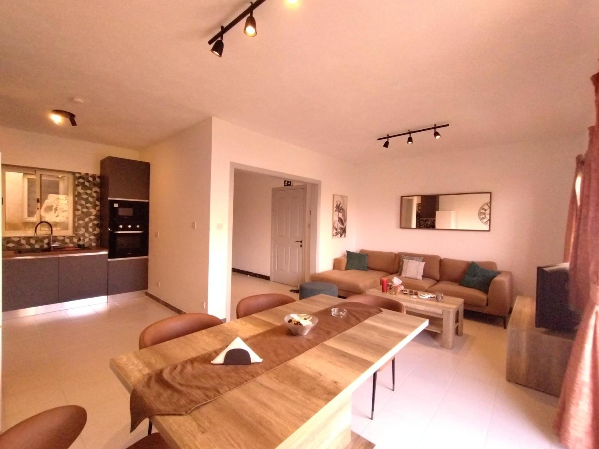 Apartment Unique Views, Sea Breeze Mellieha