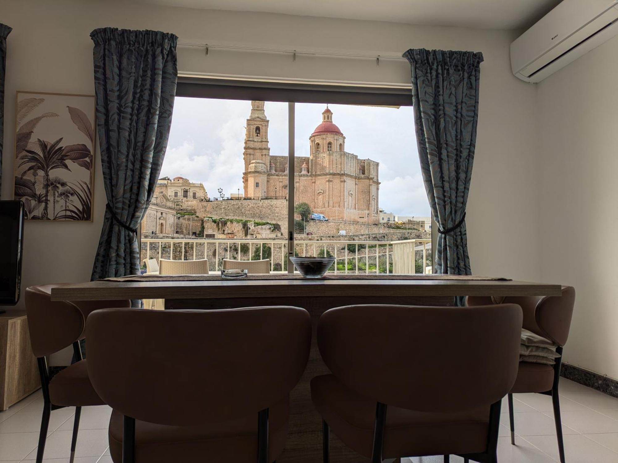 Unique Views, Sea Breeze Apartment Mellieha